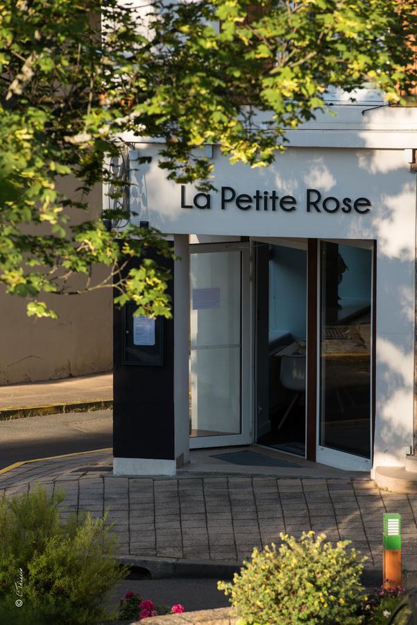 La Rose Hotel