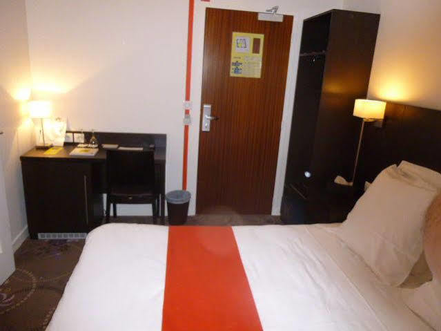 La Rose Hotel